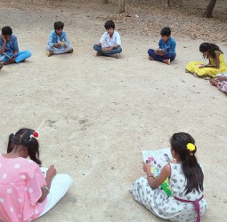 பென்னாகரத்தில் புத்தகங்களுடன் புத்தாண்டு ....