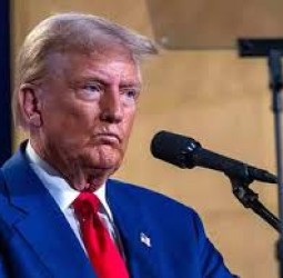 கிரீன்லாந்தை கையகப்படுத்தும் சட்ட மசோதா: டிரம்ப் நடவடிக்கை