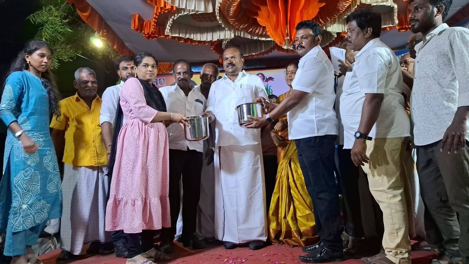 தூத்துக்குடி டூவிபுரம் பகுதியில் பொங்கல் விழா விளையாட்டு போட்டி