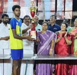 தாராபுரம் மேற்கு ஒன்றியம், அலங்கியத்தில் நடந்த மாநில அளவிலான கைப்பந்து போட்டி