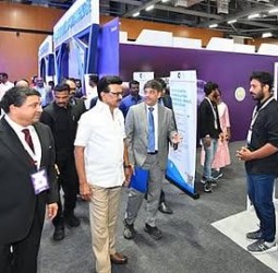 தொழில்நுட்பம் அனைவருக்கும் சமமாக கிடைக்க வேண்டும்: முதல்வர் ஸ்டாலின்