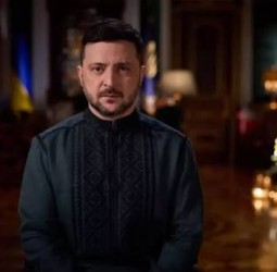 போரை நிறுத்தவே விருப்பம்; ஆனால் சரண் அடைய மாட்டோம்: ஜெலன்ஸ்கி புத்தாண்டு உரை