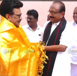 திருச்சியில் நடைபயணத்தை துவக்கி வைக்க வந்த முதல்வர்