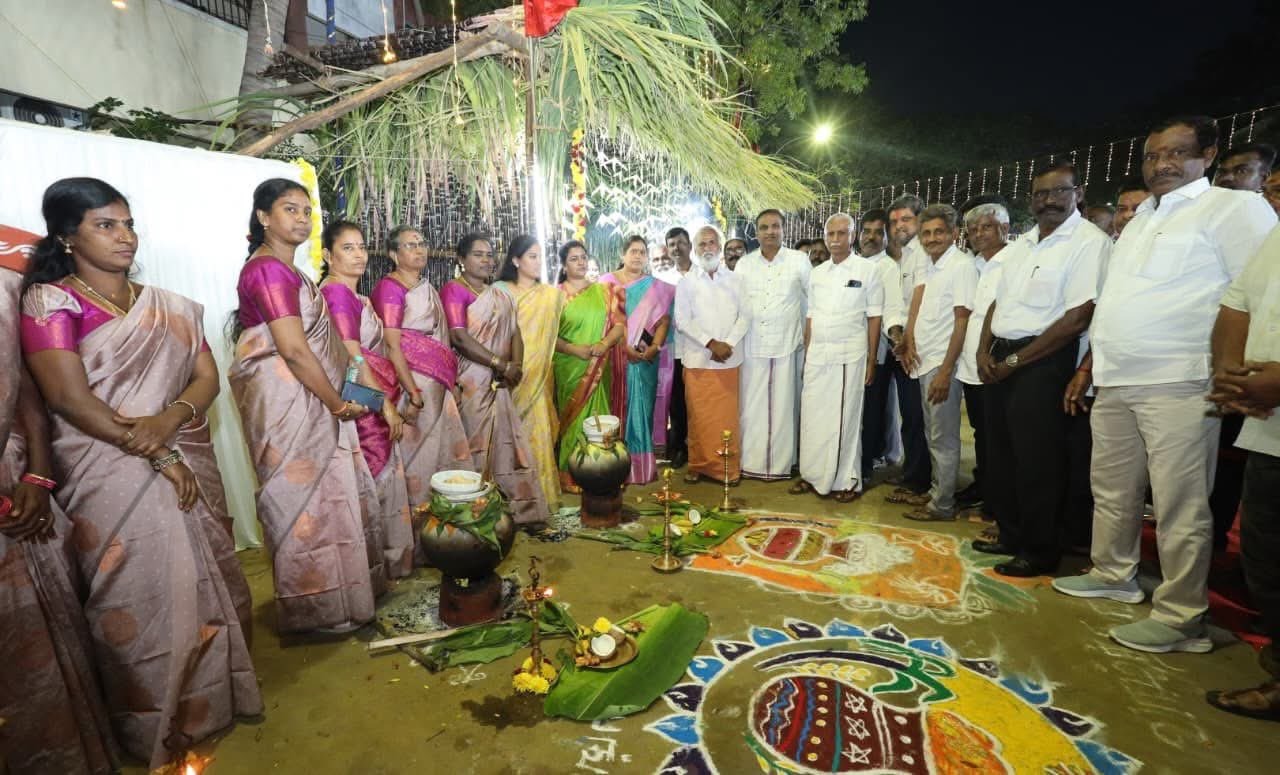 சர்வஜெயா தாஸ் நரேந்தின் தலைமையில் நடந்த “திராவிட பொங்கல் விழா