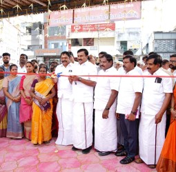 தினசரி சந்தைக் கடைகள் மற்றும் வாரச்சந்தைக் கடை