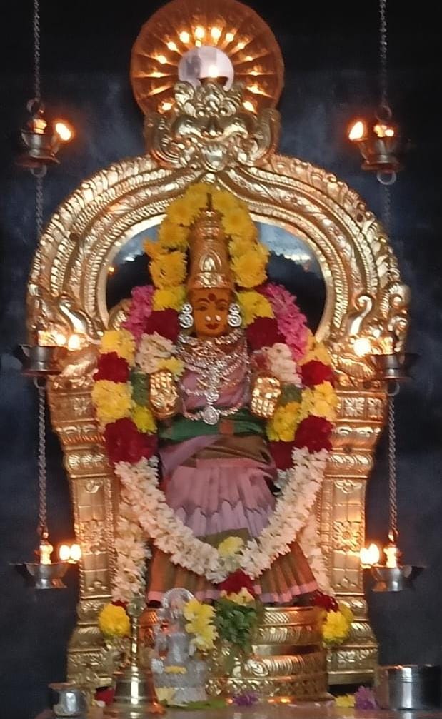 ஸ்ரீ வாசவி கன்யகா பரமேஸ்வரி அம்மன் ஆலயத்தில் தை மாத மூன்றாம் வெள்ளியை முன்னிட்டு சிறப்பு அபிஷேகங்கள்