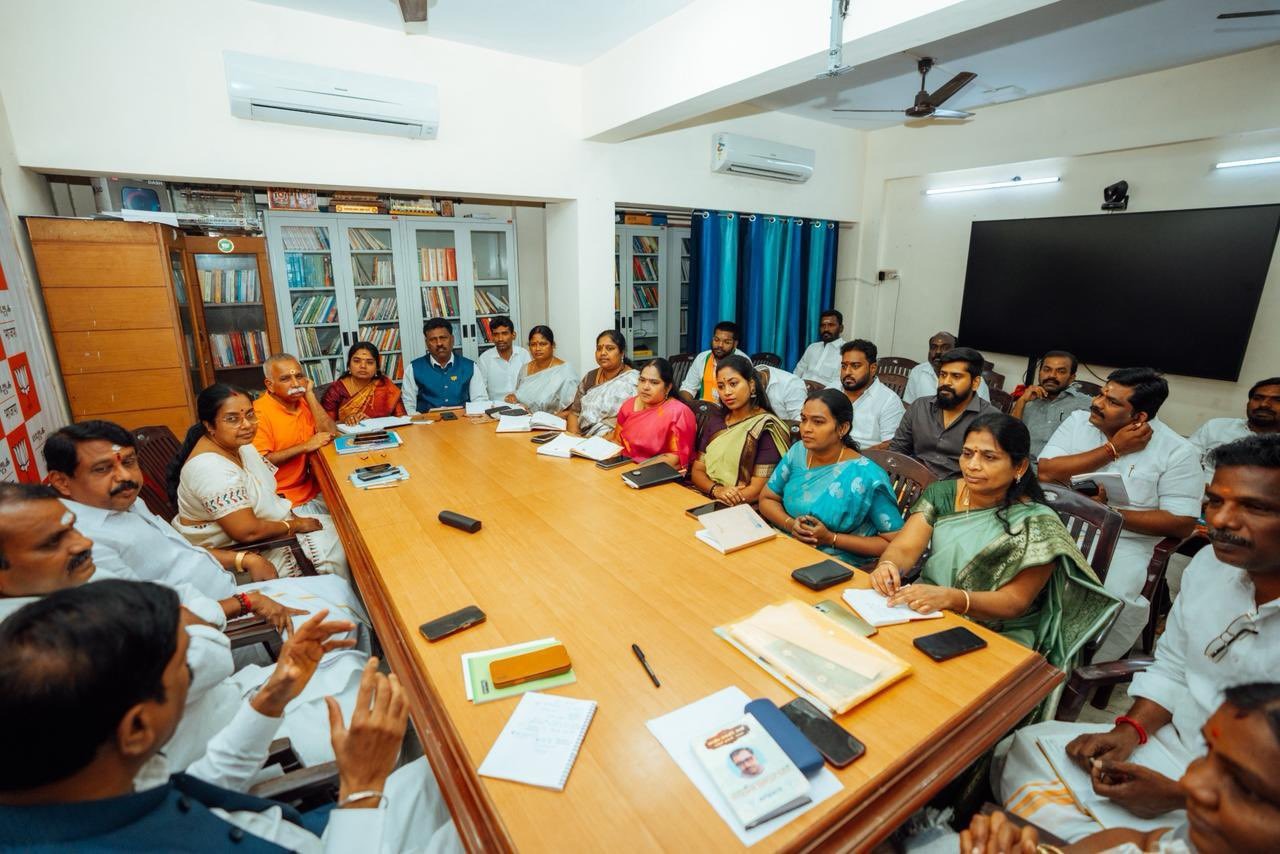 தேர்தல் குறித்து மாநிலத் தலைவர் நயினார்நாகேந்திரன் நேற்று ஆலோசனை